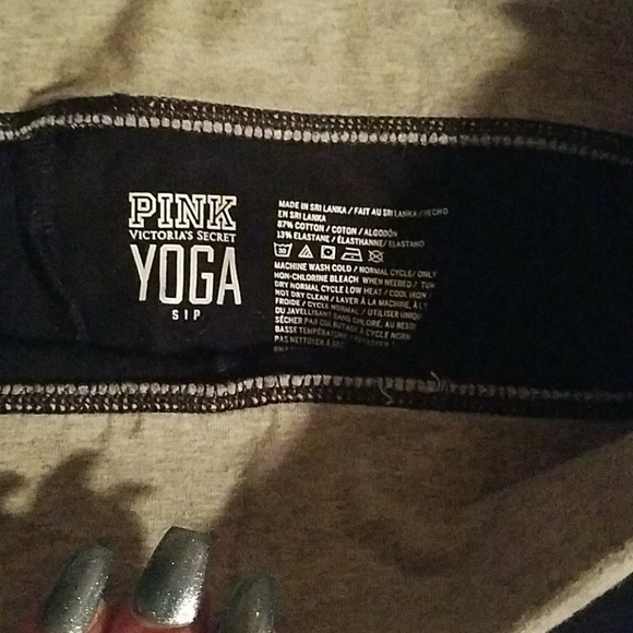 Capris - Picture 3 of 3